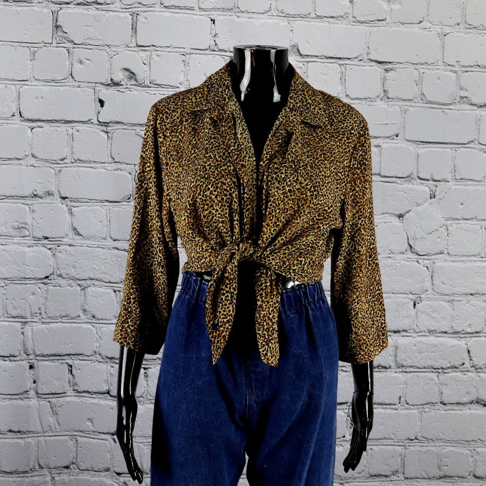 1980's Vintage Leopard Button Down Shirt
